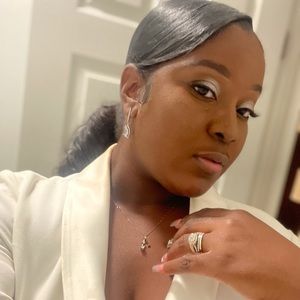 Meet your Posher, Brandi